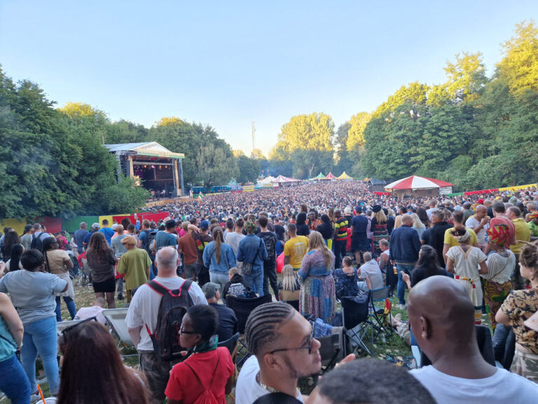 Bekijk hier ons fotoverslag van Reggae Lake Festival 2022, Amsterdam